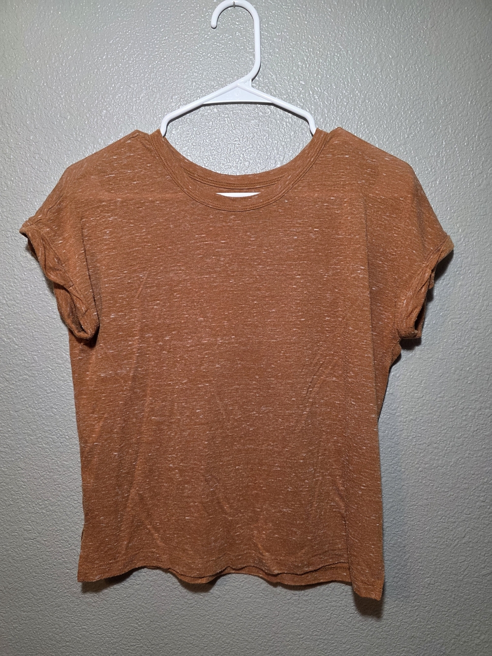 Mudd Short-Sleeve Crewneck Tee in Rusty Orange
